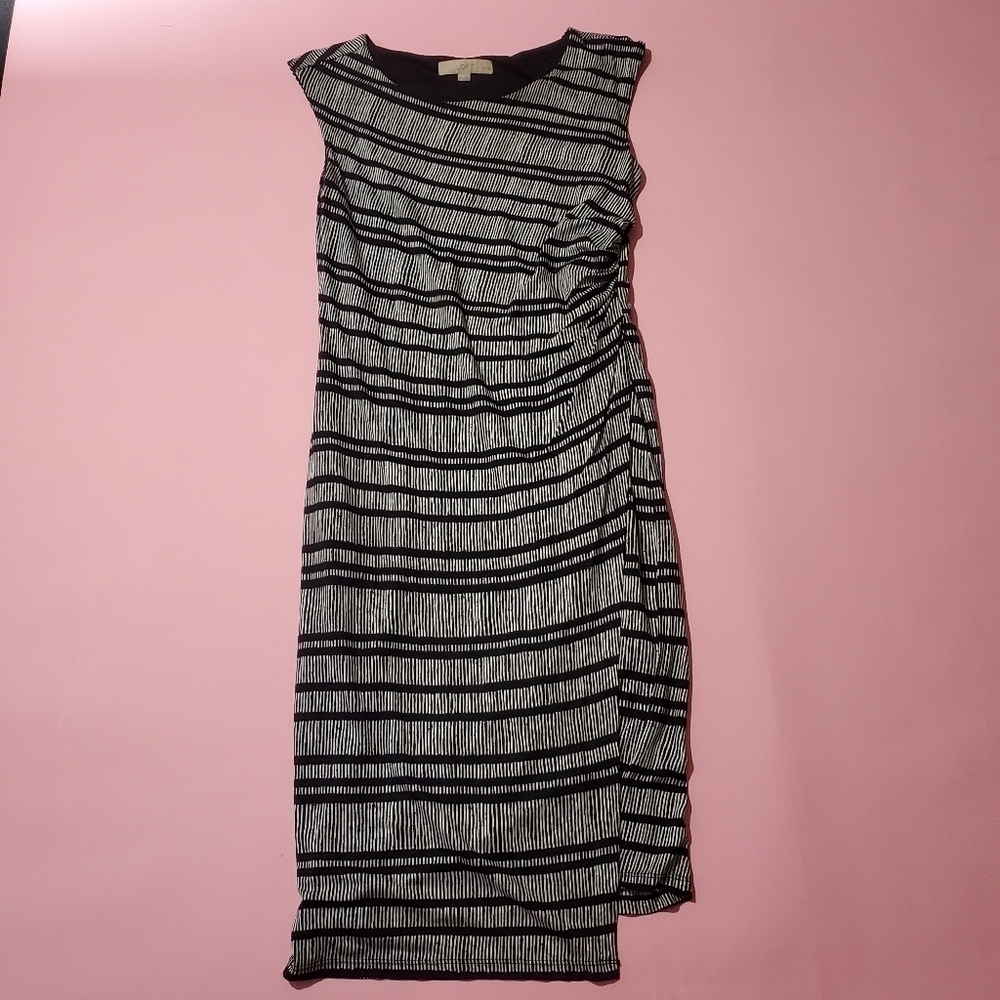 Loft Line Print Design Pattern Knit Black and White Professional Work Sleevless - Picture 1 of 7